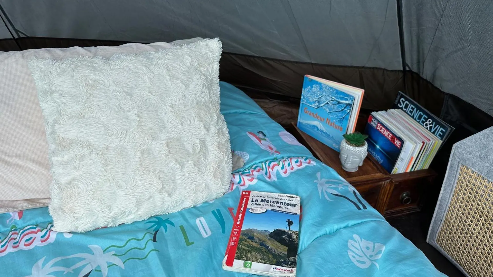 Tipi Sous Les Etoiles Option Petit Dejeuner Et Diner Lucéram 0*,  France
